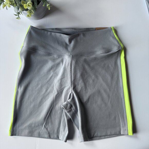 Victoria's Secret PINK High Waisted 6" Bike Shorts New With Tags Gray and Neon - Picture 9 of 10
